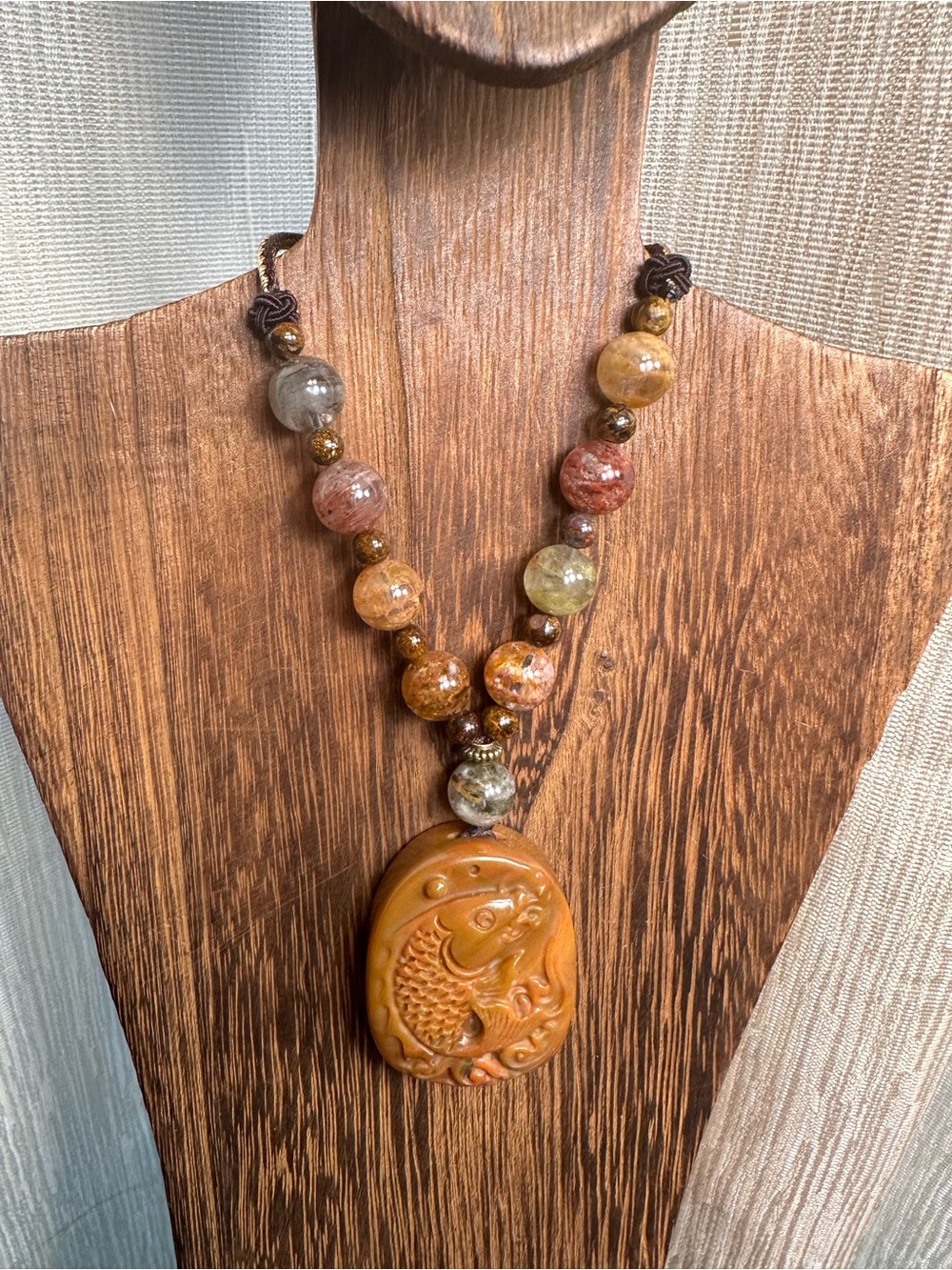 Natural Agate Fish Carving Pendant Necklace on Adjustable Brown Rope